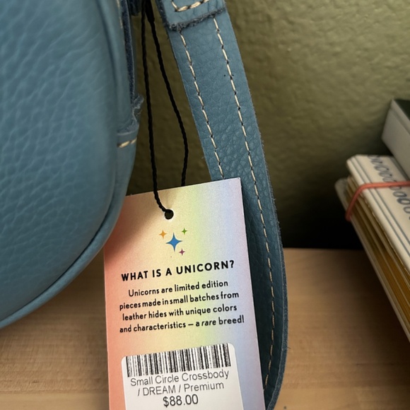 Portland Leather Small Circle Crossbody Bag in DREAM - Picture 3 of 6